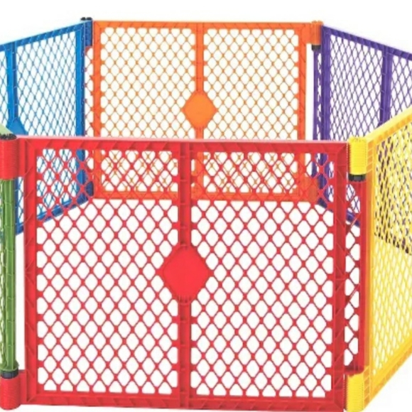 toddleroo by north states superyard colorplay 8 panel freestanding gate